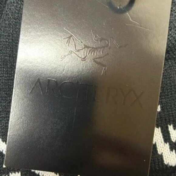 Arc'teryx Black Beanie Birdhead Toque New - Picture 4 of 5
